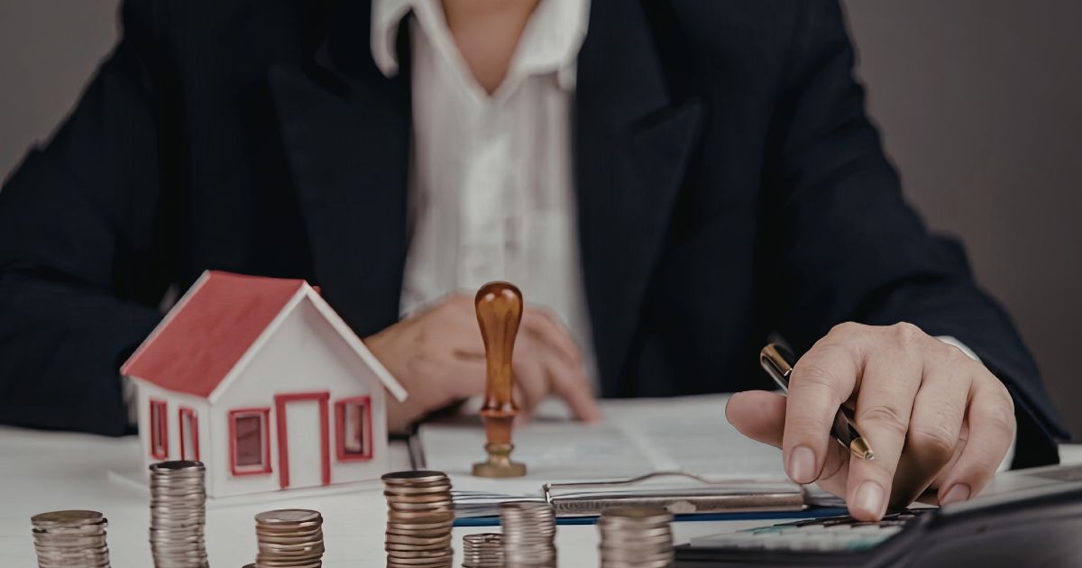 Understand the difference between secured and unsecured loans in India, how they affect repayment risk, and what borrowers should know before choosing a loan.